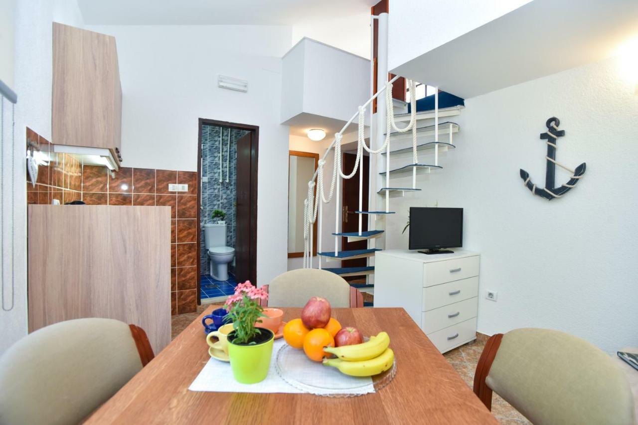 Guest House Jedro Petrovac Bagian luar foto